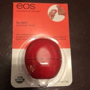 * Bundle only* EOS lip balm NWT!